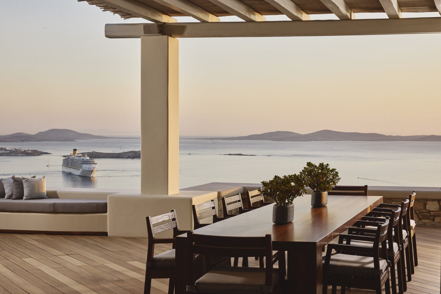 Visual overview of Residence 13, presented for private review