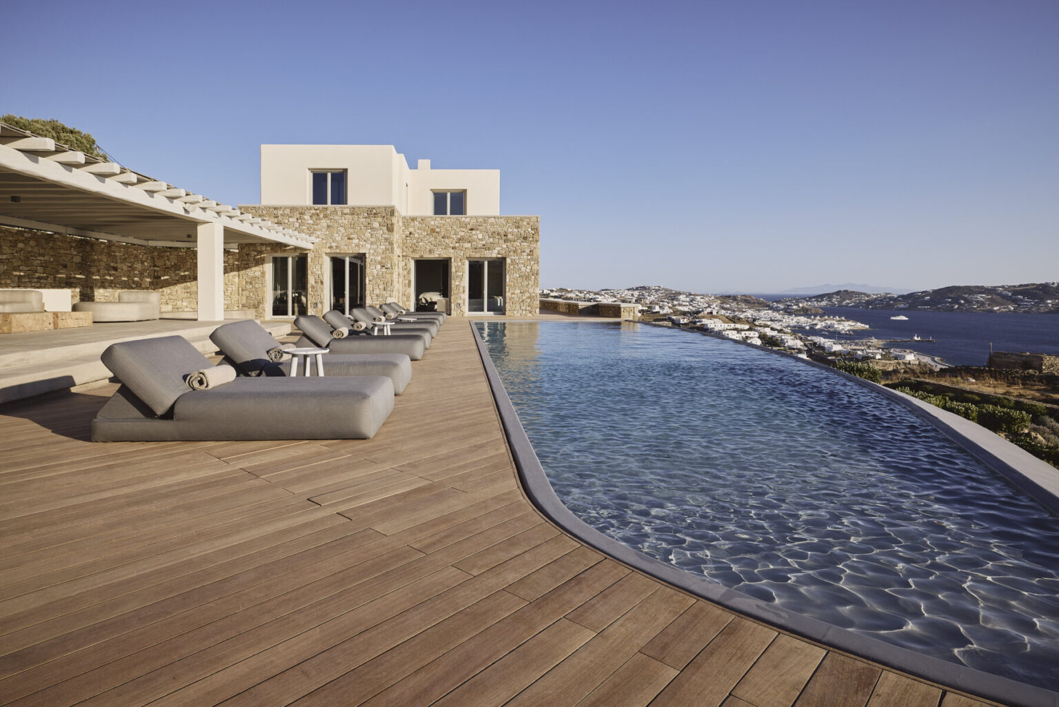 Visual overview of Residence 13, presented for private review